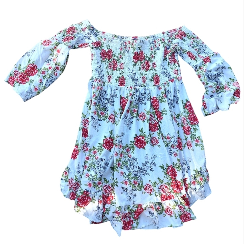 Torrid White Floral Smocked Tunic With Bishop Sleeves - Picture 3 of 4